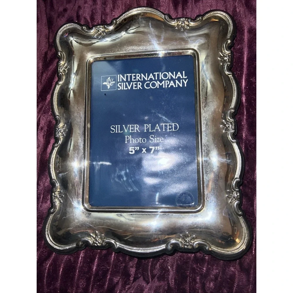 Art Nouveau Style Silver Plated Photo Frame By International Silver Co 5x7